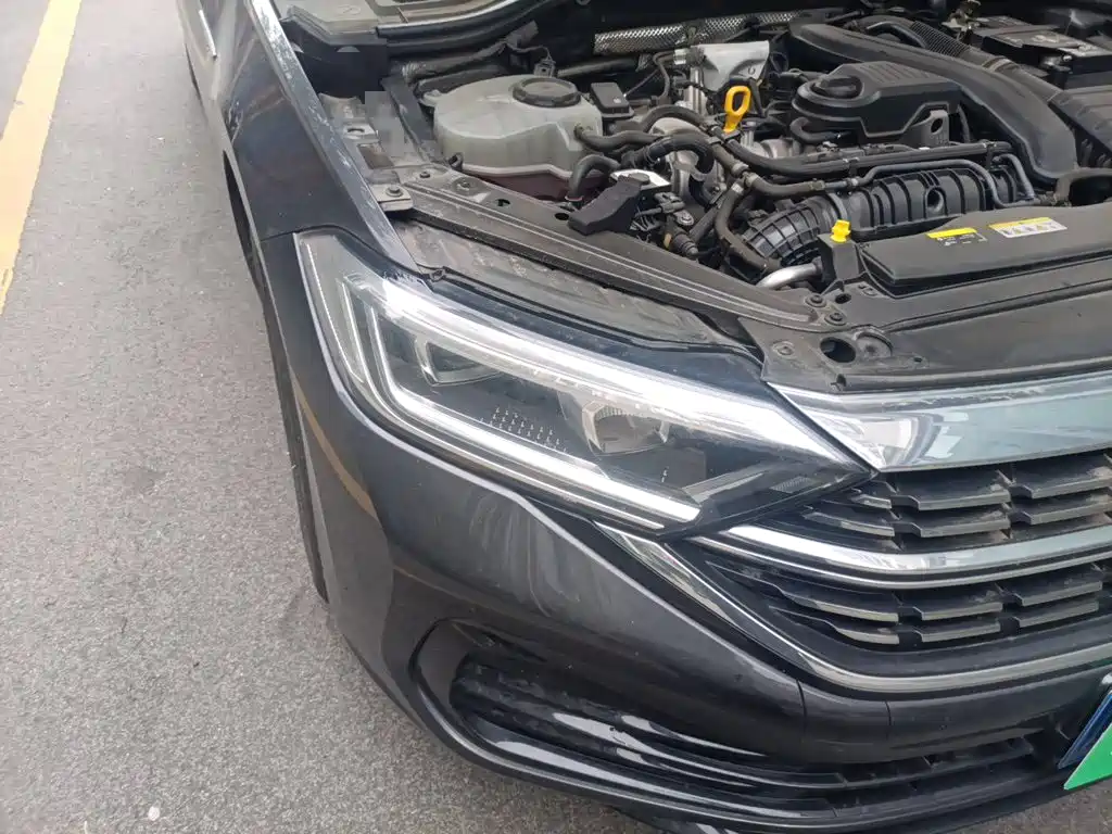 Volkswagen Sagitar — миниатюра 7