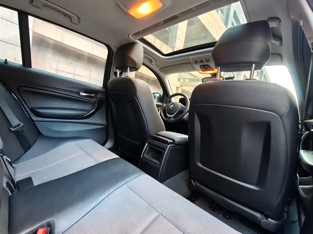 BMW 1 Series (Import) — миниатюра 10