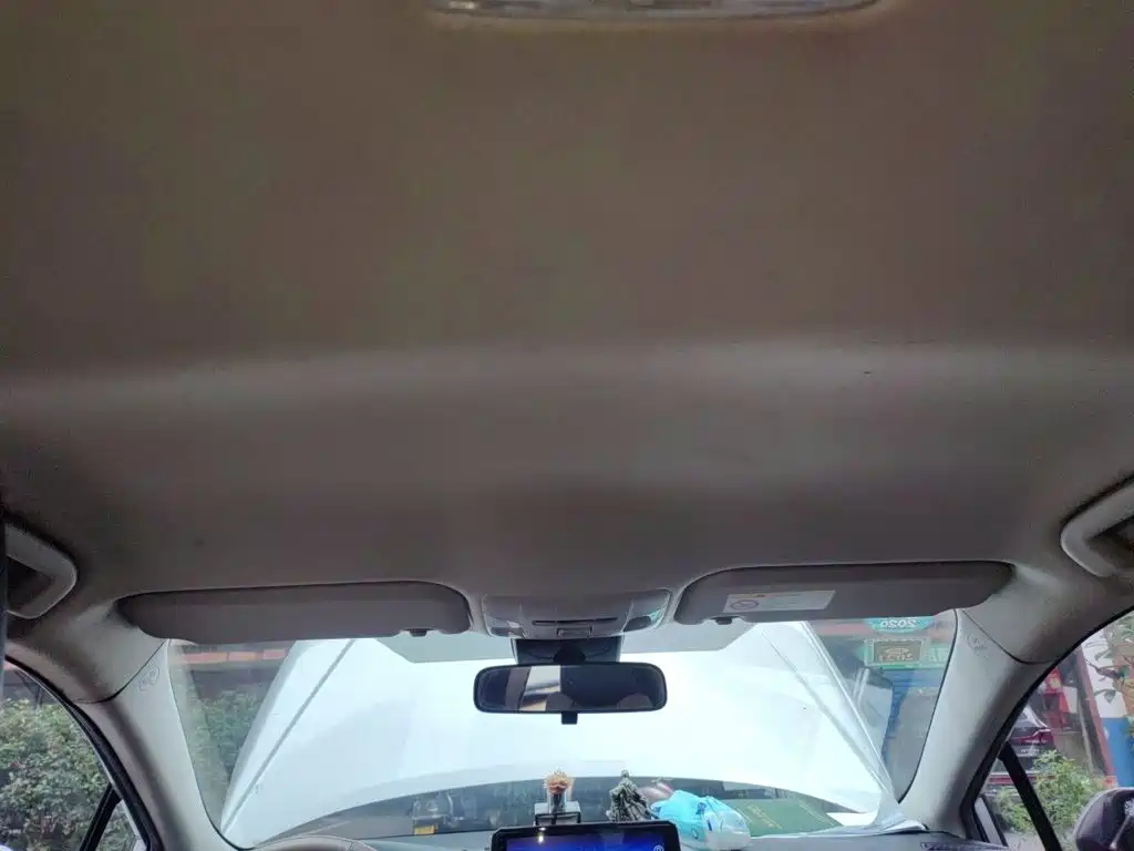 Toyota Corolla — миниатюра 14