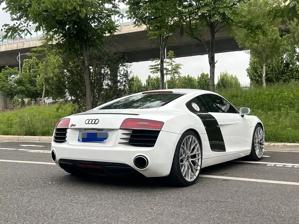 Audi R8 2014 4.2 FSI quattro