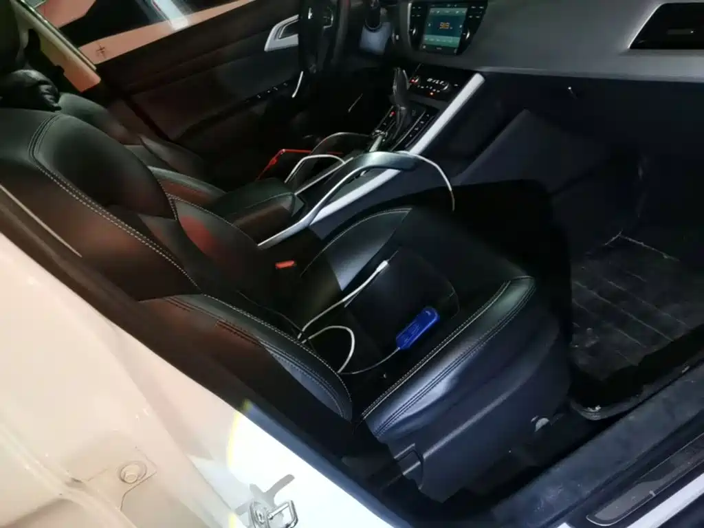 Geely Boyue — миниатюра 25