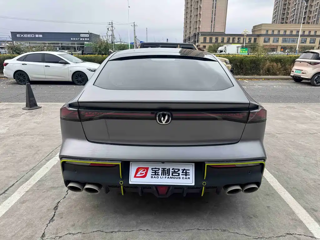 Changan UNI-V 2022 — фото 4