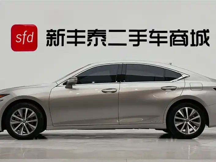 Lexus ES 2020 300h