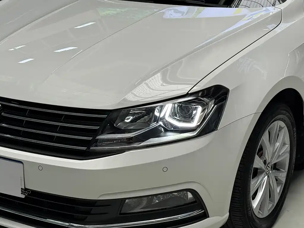 Volkswagen Lavida — миниатюра 8