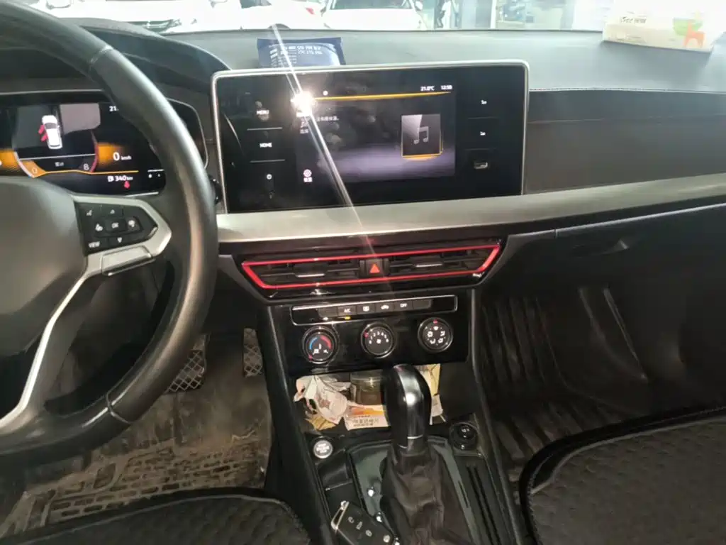 Volkswagen Lavida — миниатюра 13