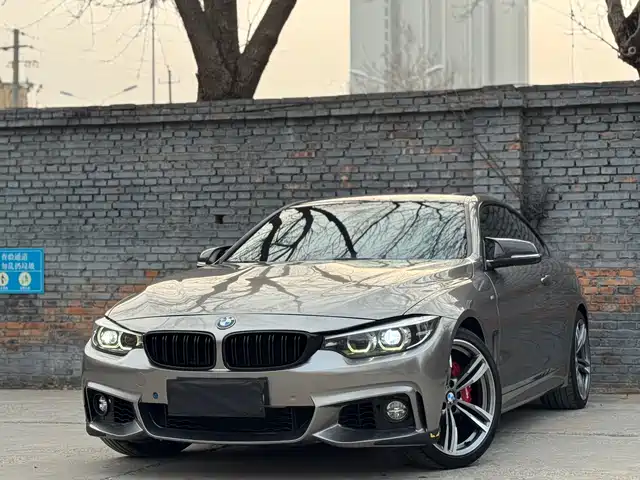 BMW 4 SERIES