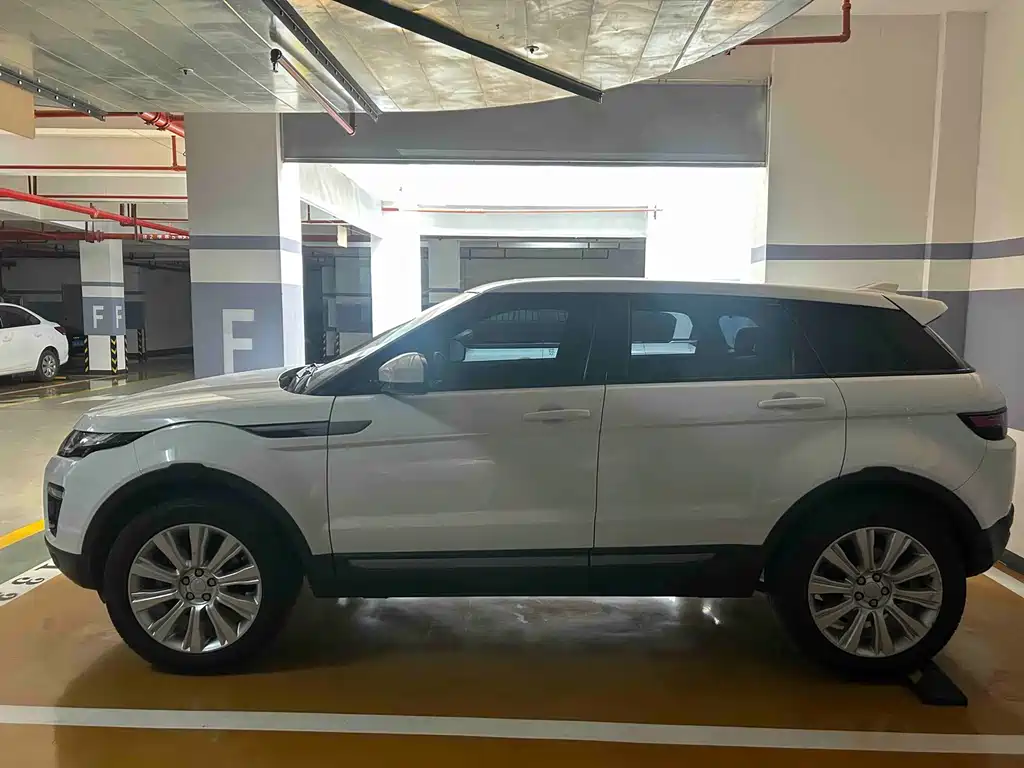 Land Rover Evoque — миниатюра 6