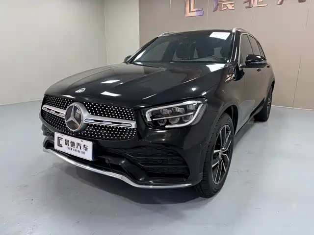 MERCEDES-BENZ GLC