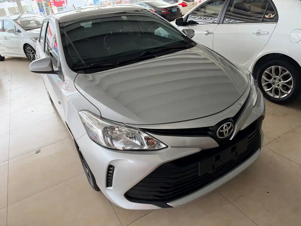 Toyota Vios — миниатюра 4