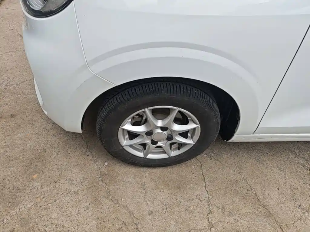 Roewe Clever — миниатюра 23