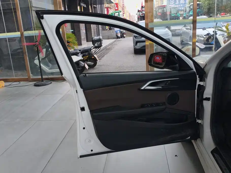 BMW 1 Series — миниатюра 7