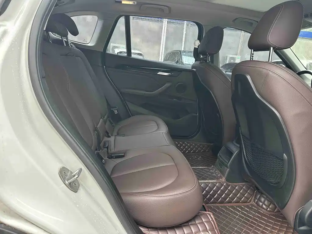 BMW X1 — миниатюра 6