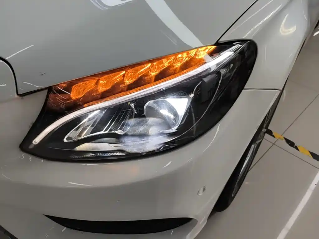 Mercedes-Benz C-Class (Import) — миниатюра 24