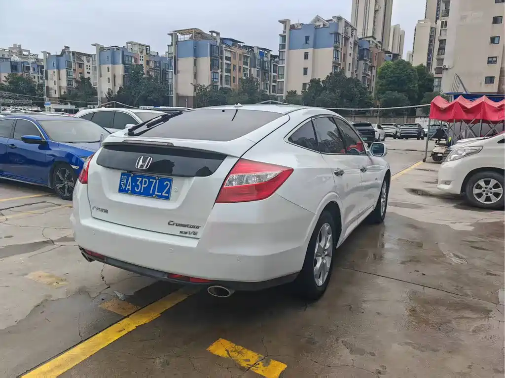 Honda Crosstour — миниатюра 9