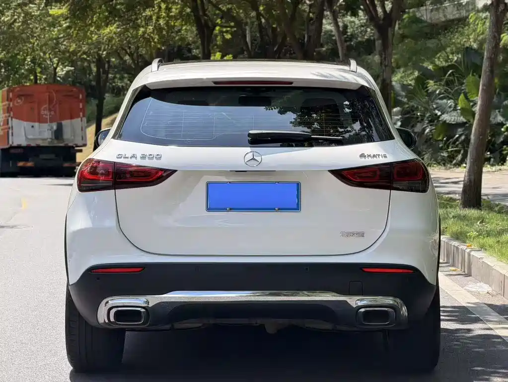 Mercedes-Benz GLA — миниатюра 8