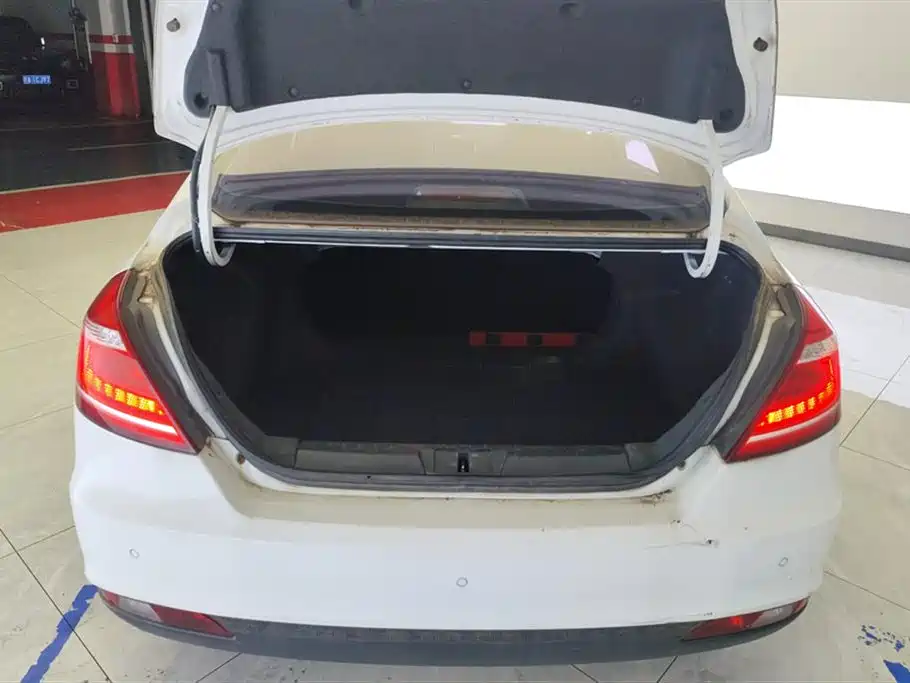 Geely Emgrand 2016 1.5L CVT