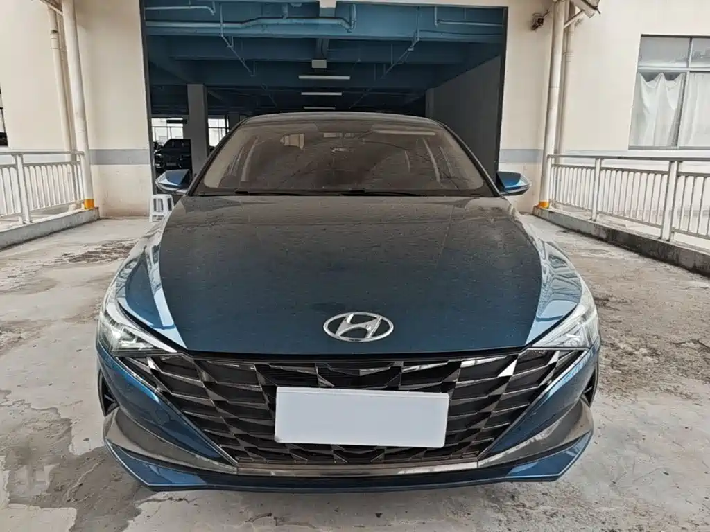Hyundai Elantra — миниатюра 3