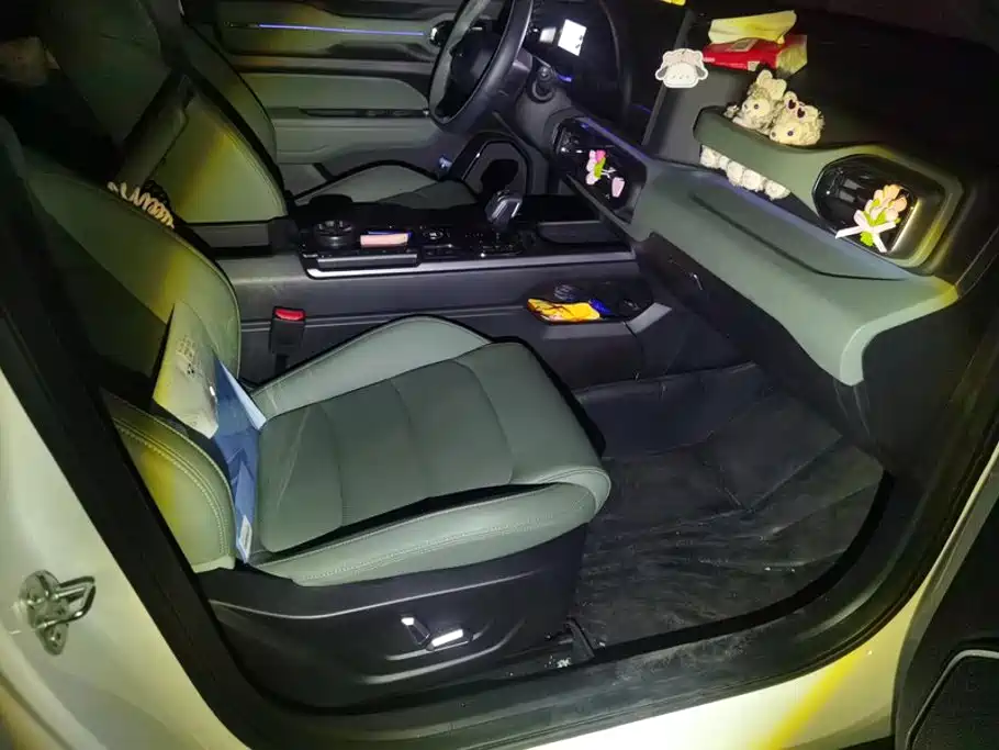 Geely Cowboy — миниатюра 8