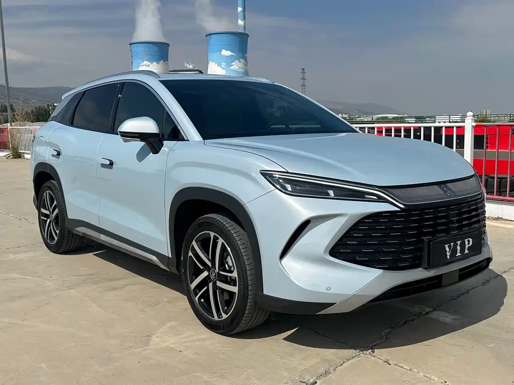 BYD L DM-i — миниатюра 3