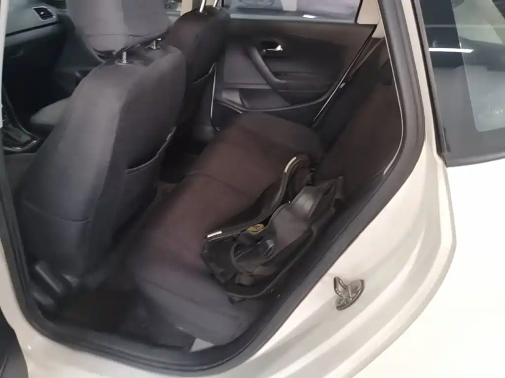 Volkswagen Polo — миниатюра 17