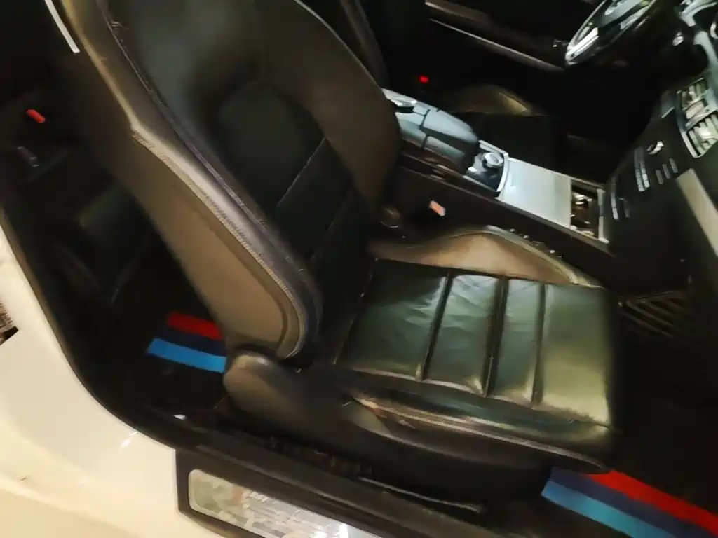 Mercedes-Benz E-Class (Import) — миниатюра 25
