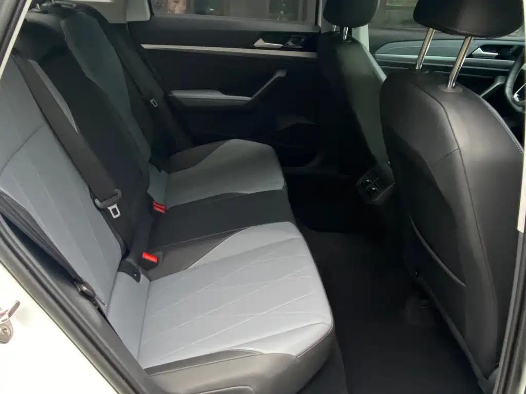 Volkswagen Lavida — миниатюра 12