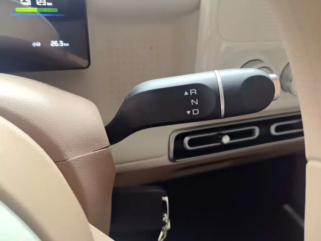 Wuling MINIEV — миниатюра 14