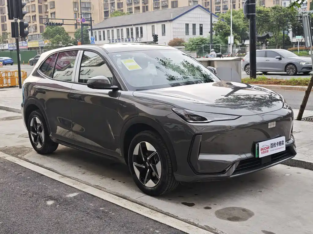 Geely Galaxy Galaxy E5 E5 2026 530km