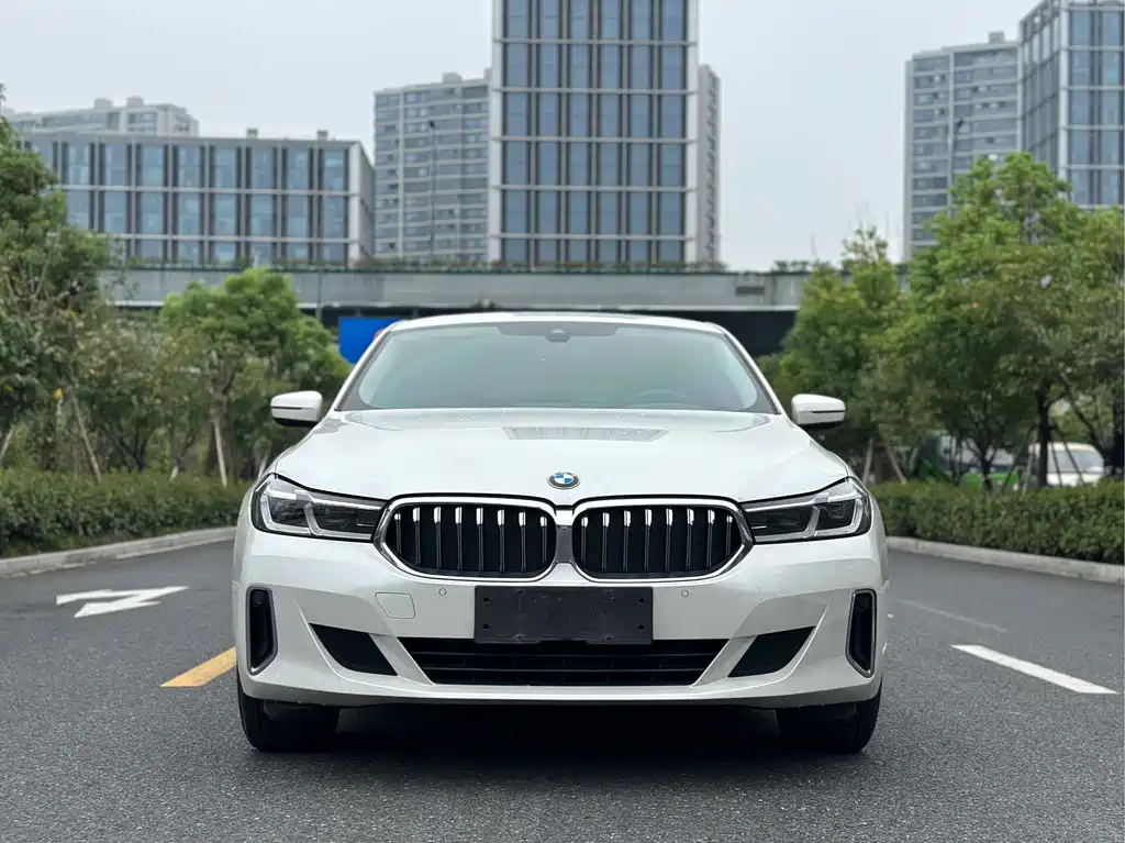 BMW 6 Series GT — миниатюра 2