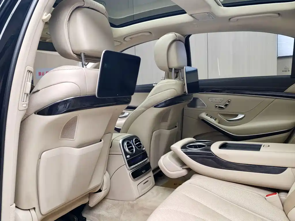Mercedes-Benz S-Class — миниатюра 6