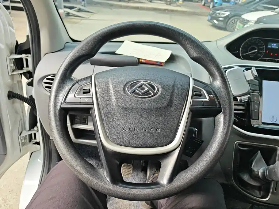 MAXUS V80 — миниатюра 15