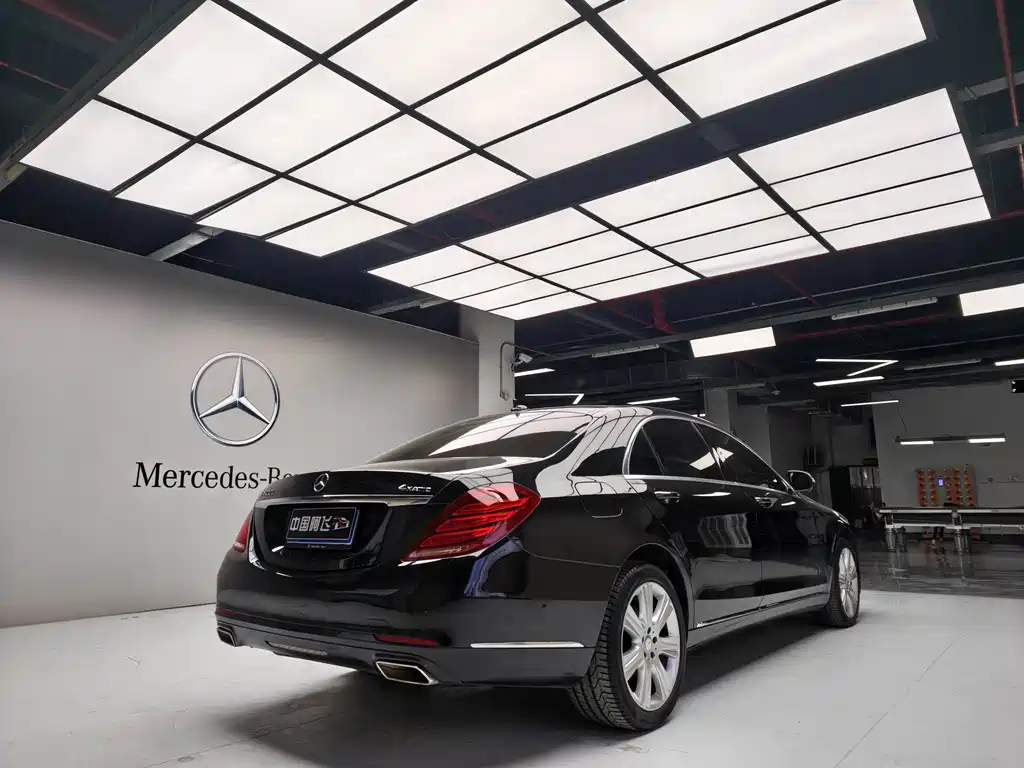 Mercedes-Benz S-Class — миниатюра 9