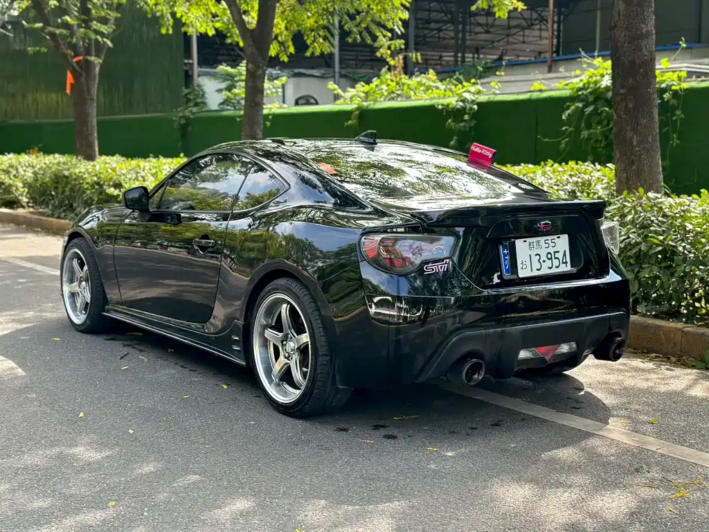 Subaru BRZ — миниатюра 7