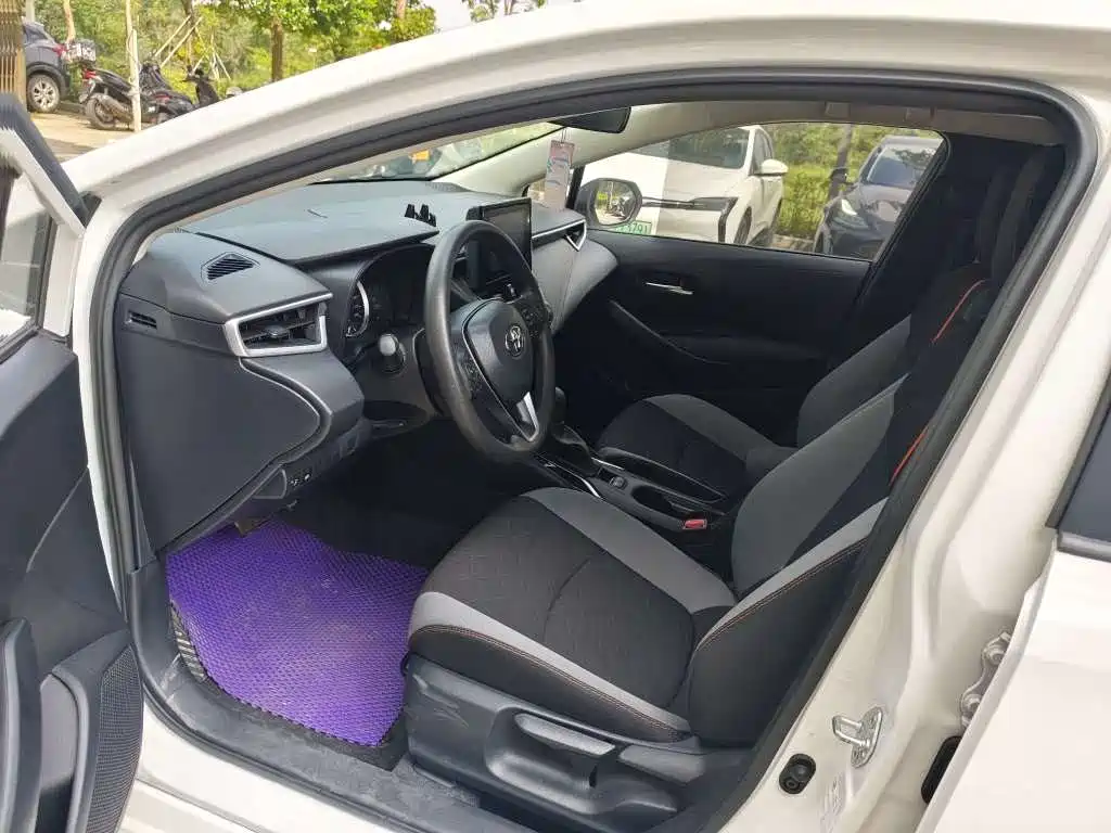 Toyota Corolla — миниатюра 4
