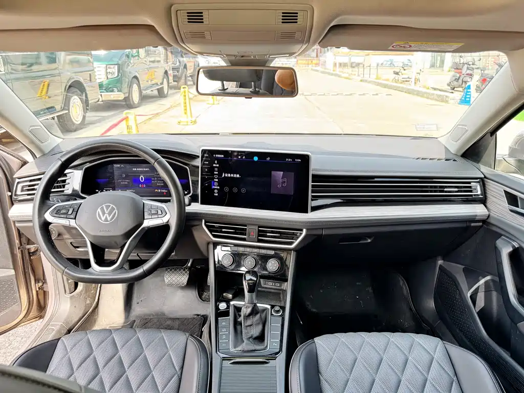 Volkswagen Sagitar — миниатюра 7