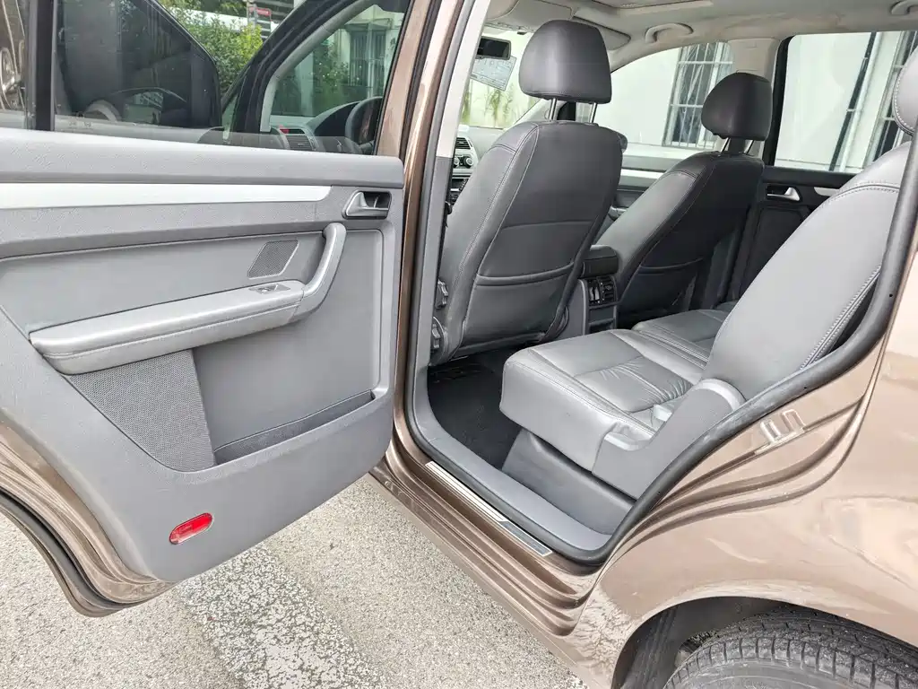 Volkswagen Touran — миниатюра 14