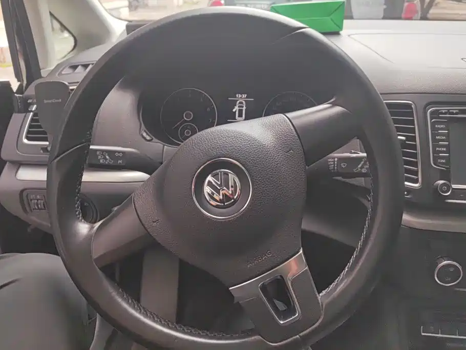 Volkswagen Sharan — миниатюра 14