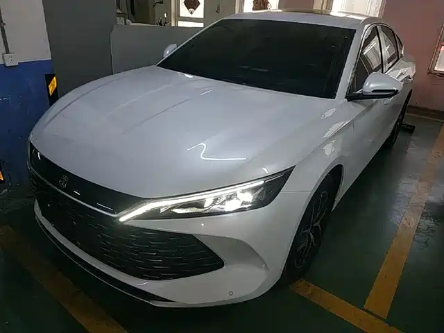 2025 BYD Qin