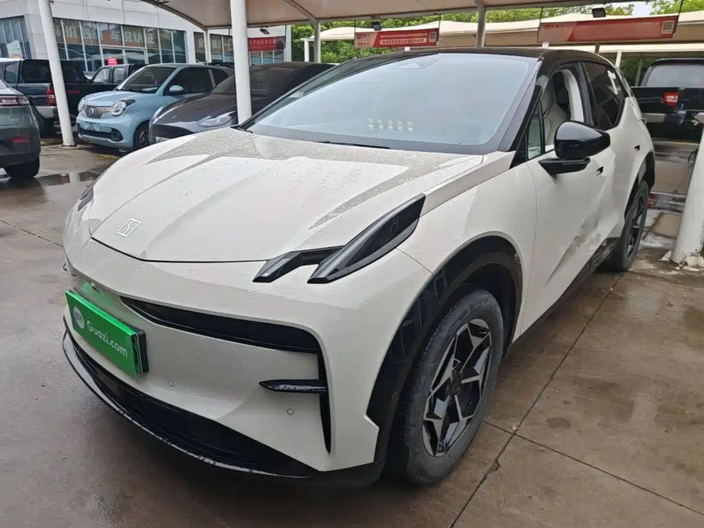 Zeekr X 2025 мест