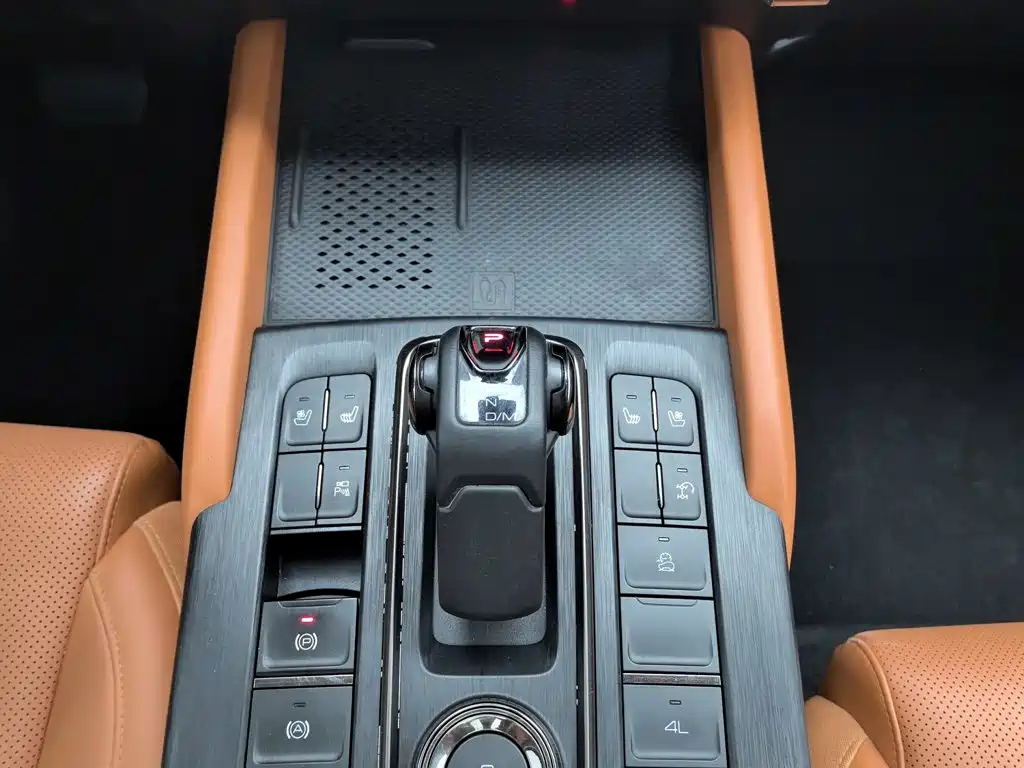 Haval H9 2024 — фото 13
