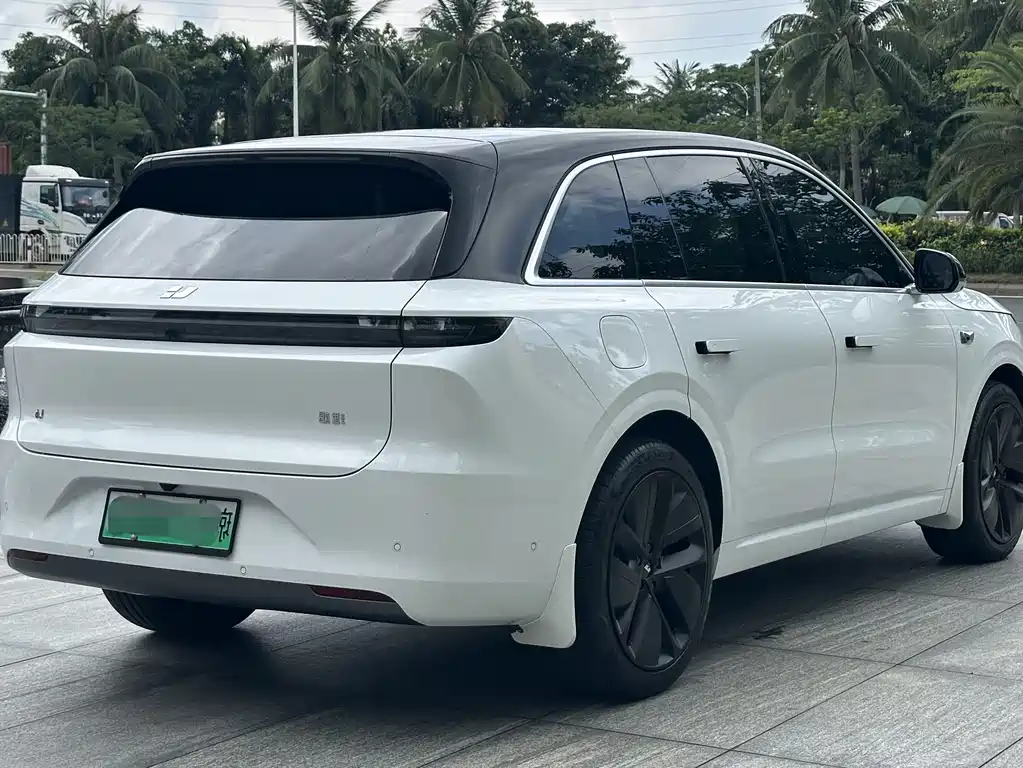 Li Auto L6 2024 Pro