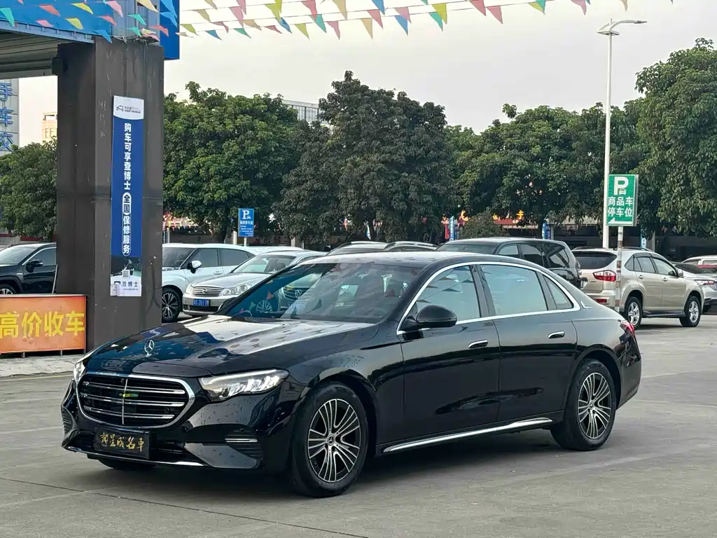 Mercedes-Benz E-Class 2025