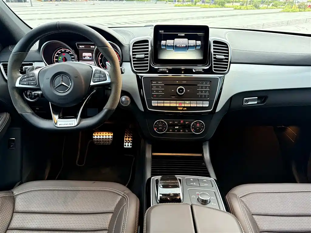 MERCEDES-BENZ GLE AMG