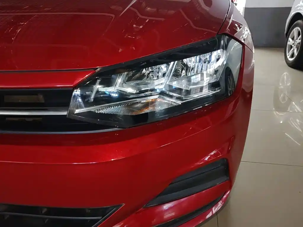 Volkswagen Polo — миниатюра 24