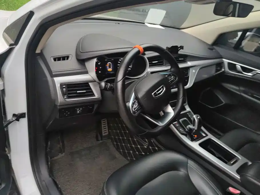 Geely Emgrand GS — миниатюра 12