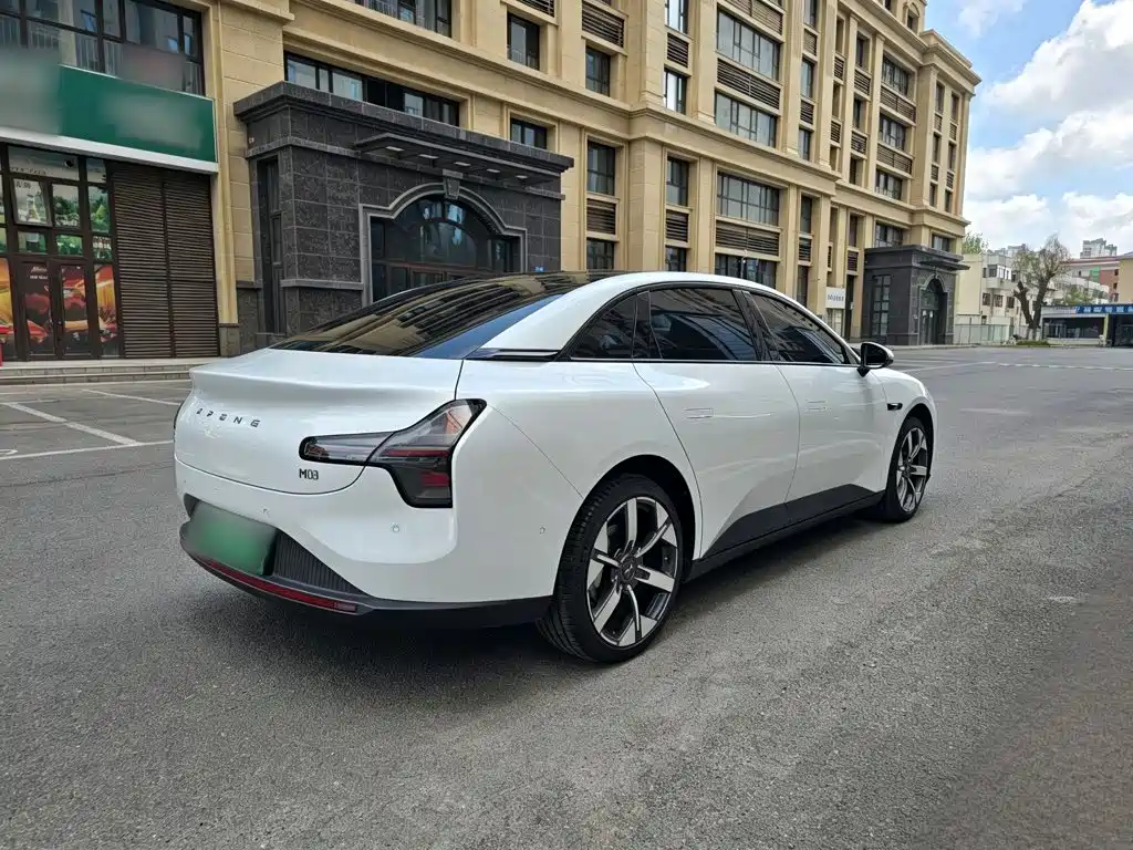 XPeng MONA M03 — миниатюра 11