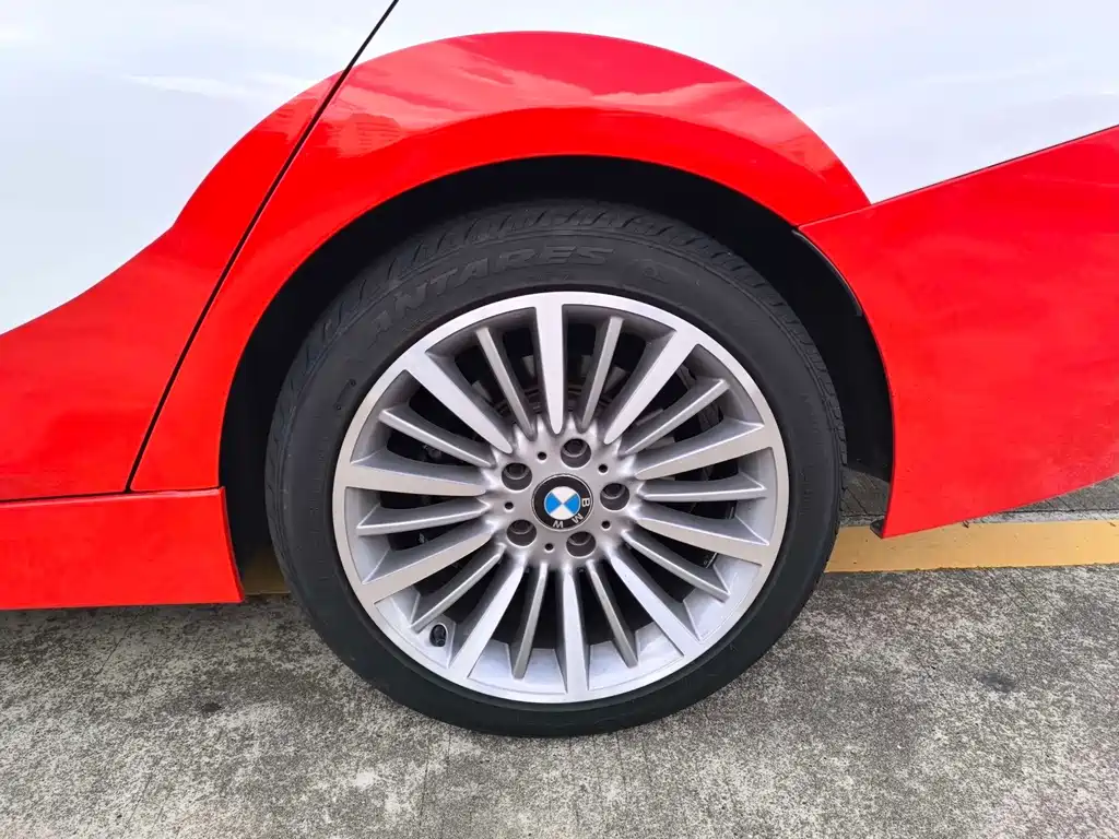 BMW 3 Series — миниатюра 7