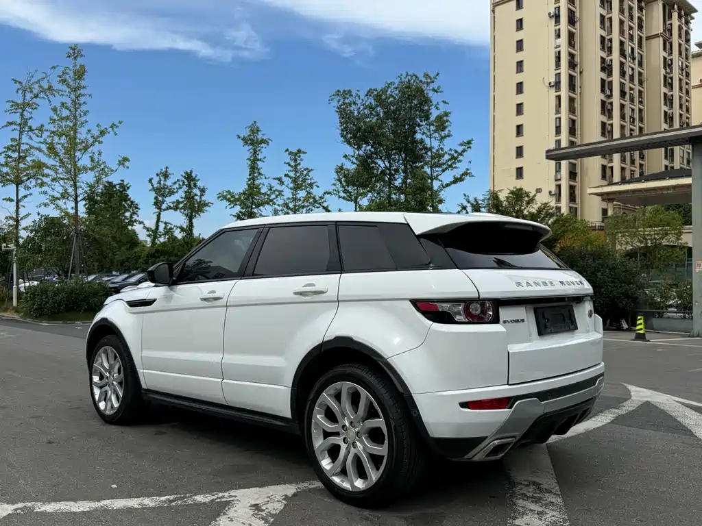 Land Rover Evoque (Import) — миниатюра 19