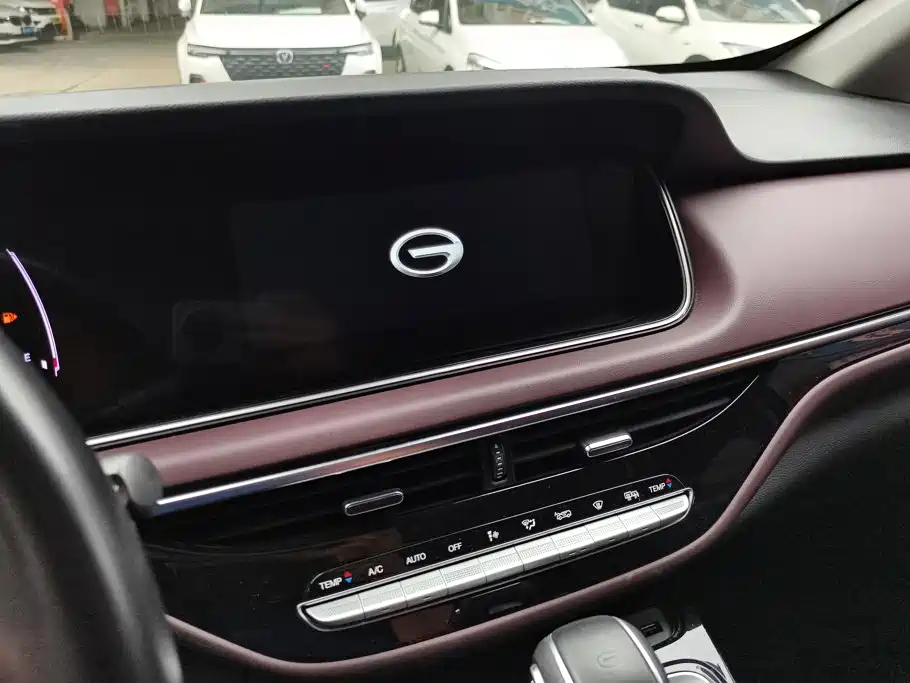 GAC Motor Trumpchi M6 — миниатюра 13