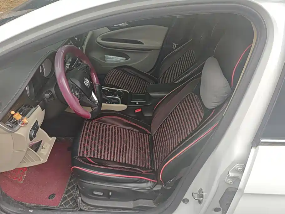 Buick Verano — миниатюра 9